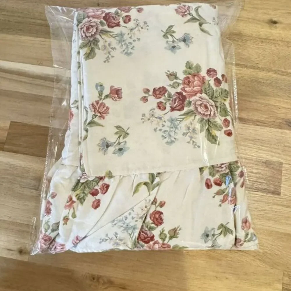 NOS Ralph Lauren Emily Anne Ecru Rose Set Of 2 KING Pillowcases 380 Egyptian Stn